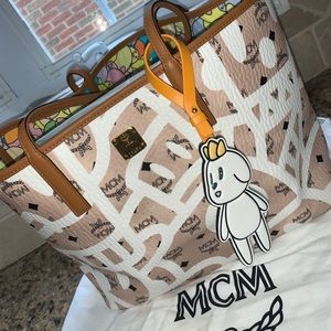 MCM x Eddie Kang Reversible Shopper In Visetos